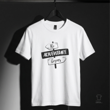 The Adventure Begins Yön Tabelası Tipografi Baskılı Tişört
